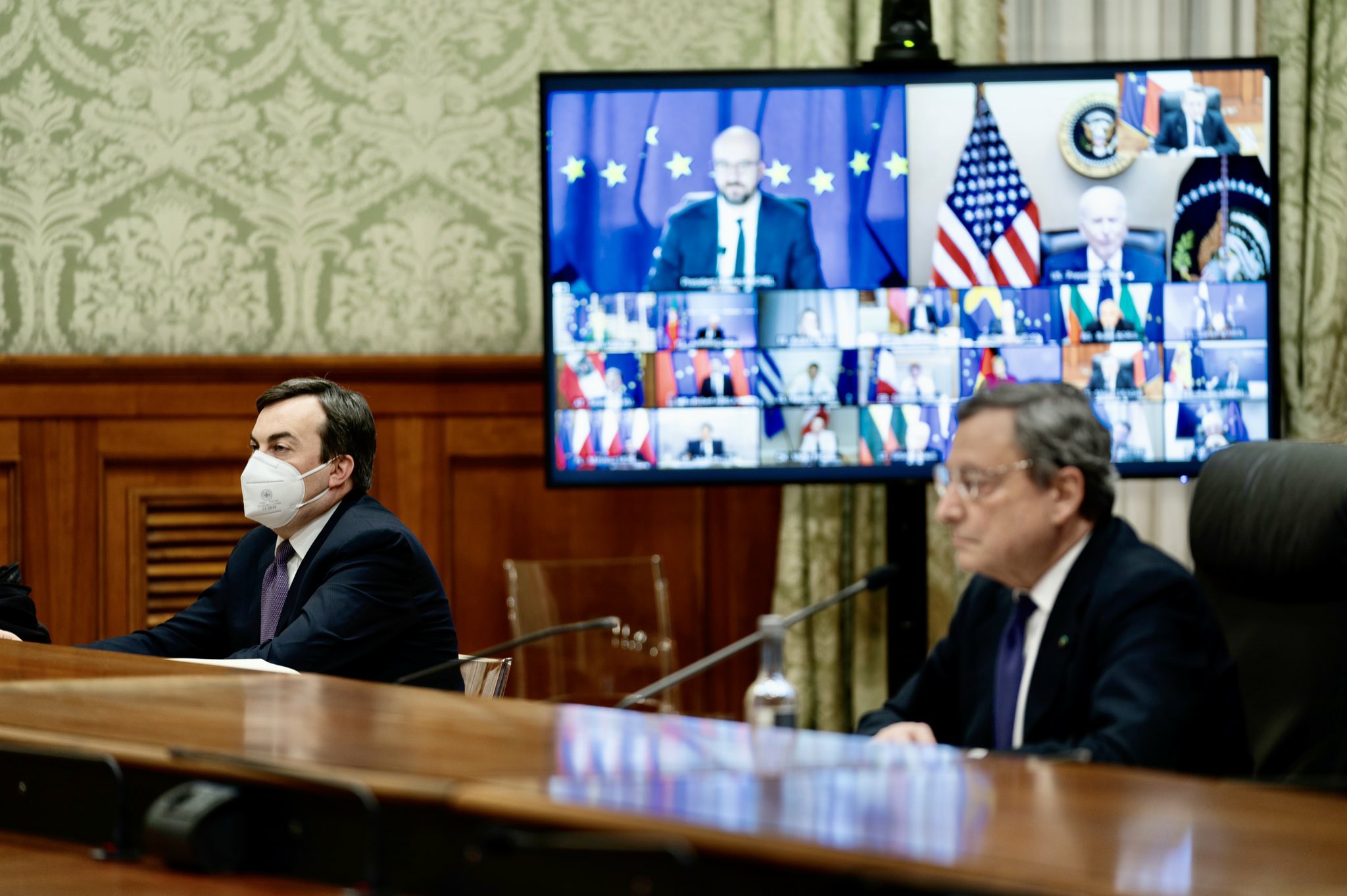 Mario Draghi e Vincenzo Amendola